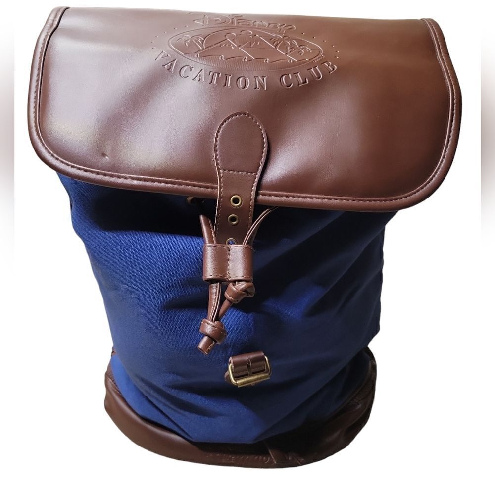 Disney Vaction Club Vaction Duffel Bag